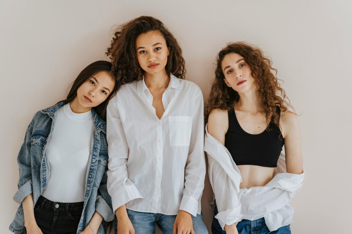 5 Must-Have Trending Tops at Boston Proper for Spring 2025
