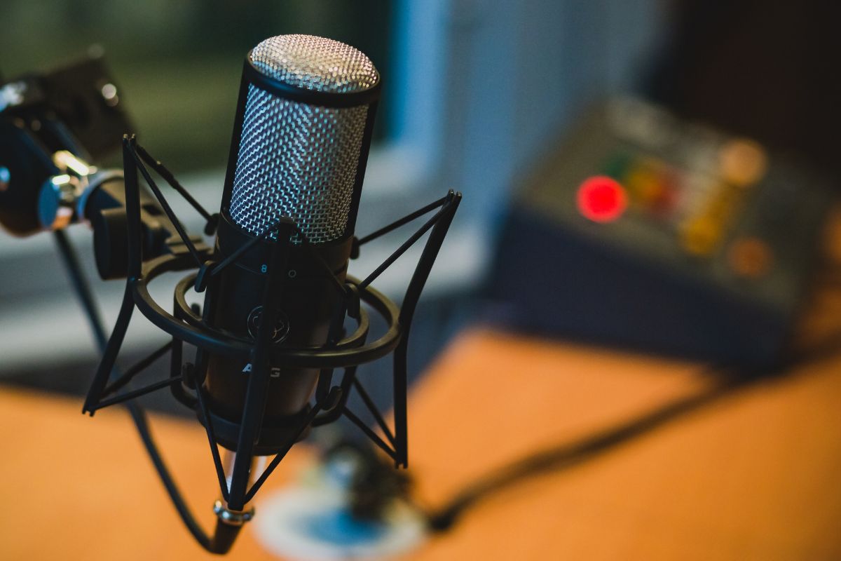 Best Microphones on B&H Photo-Video: Professional Audio Guide
