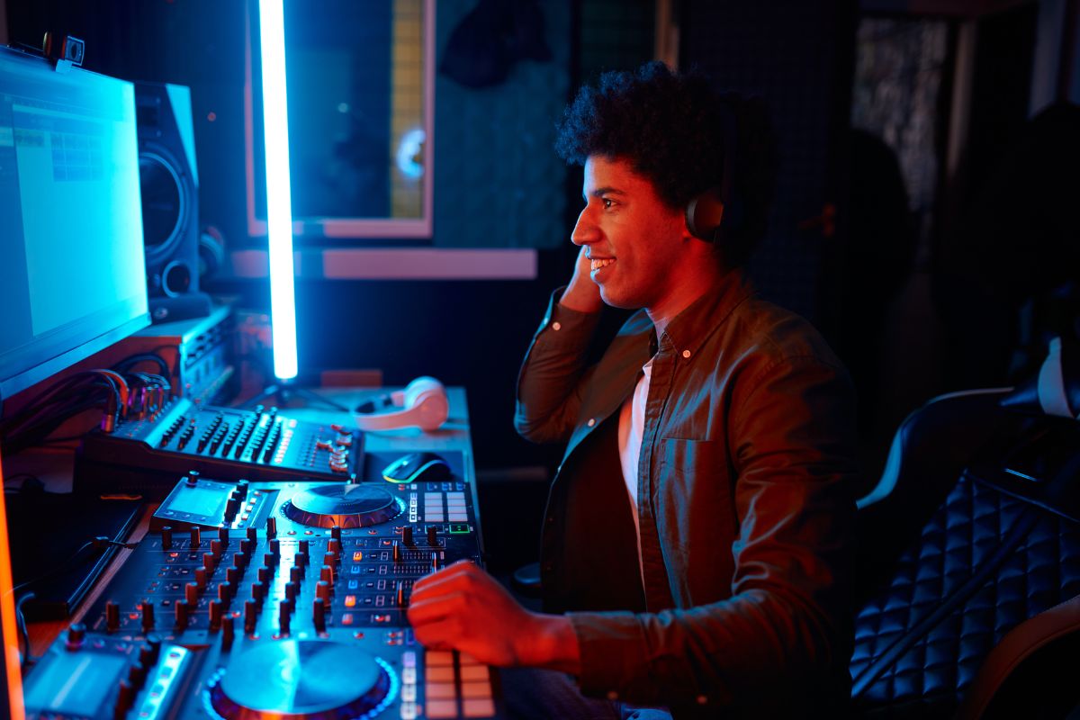 Best Audio Mixers on B&H Photo-Video: Professional Guide