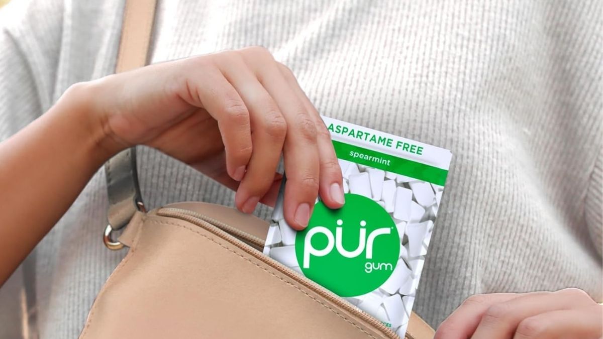 PUR Gum: A Refreshing Aspartame-Free Spearmint Chewing Gum with 100% Xylitol (2025 Review)