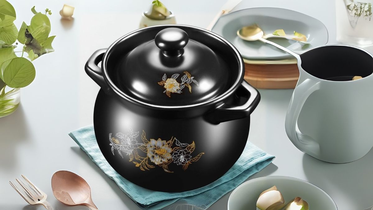 RUANLOV Ceramic Casserole 3.2L A Reliable High Temperature Cooking Companion