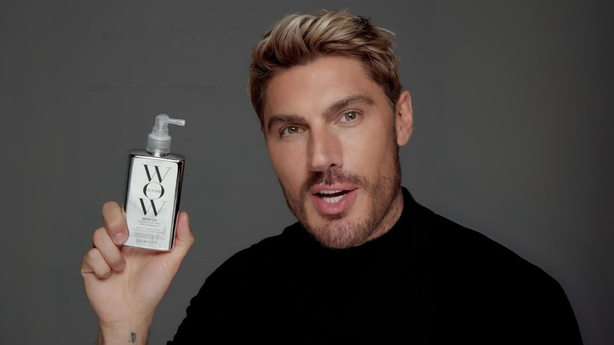 Frizz-Proof Your Hair with COLOR WOW Dream Coat Supernatural Spray