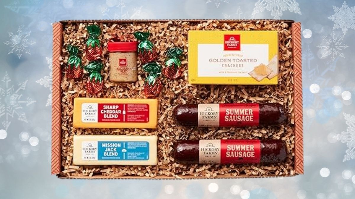 Hickory Farms Farmhouse Meat & Cheese Food Gift Basket (Small): A Thoughtful Gourmet Gift