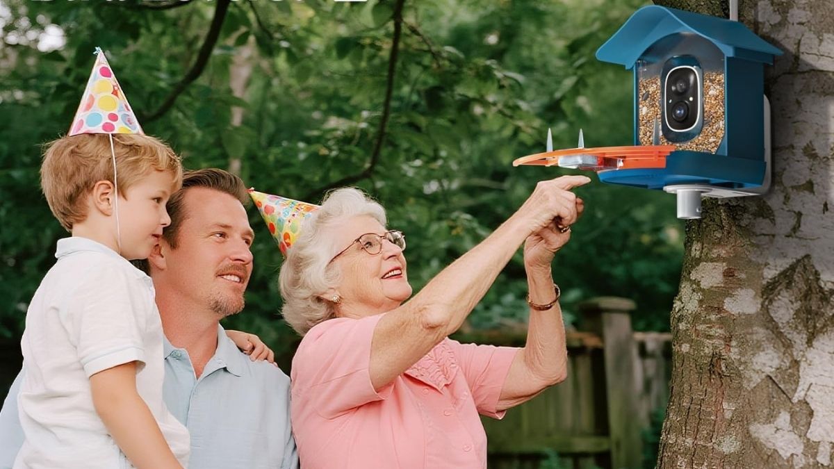 Smart Bird Feeder with Camera